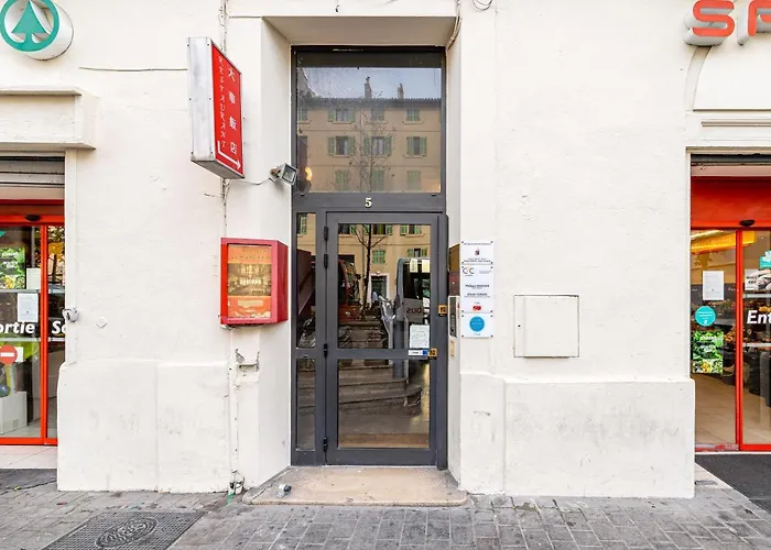 Studio Travel 24M2, 120M Vieux-Port ,Clim , Wifi ,Acces Autonome Avec Code